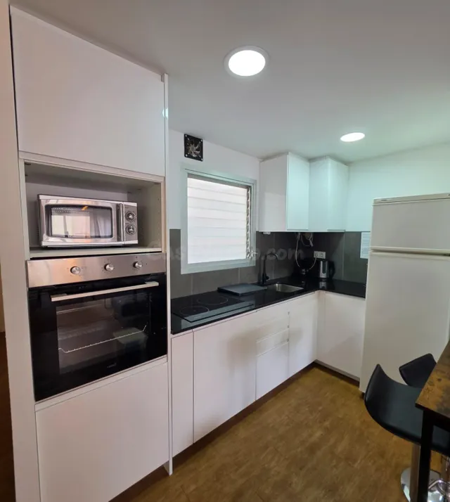 Piso con licencia turística HUTTE a solo 120 metros de la pl