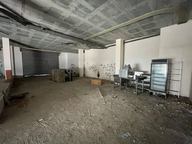 LOCAL COMERCIAL ESQUINERO FRENTE A CAP IGUALADA NORD — 3
