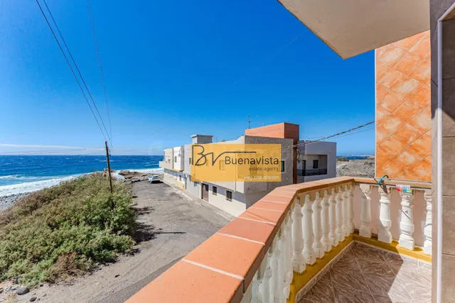 Beachfront Apartment: A Unique Opportunity - foto 2