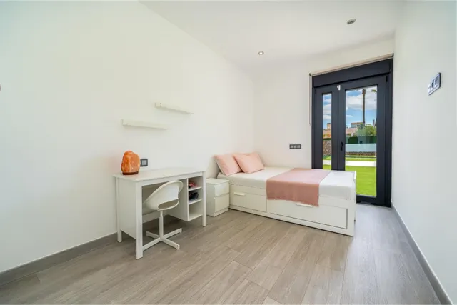 Espectacular unifamiliar Moderno con Piscina en Sa Torre – Eficiencia, Confort y Confianza. — 48