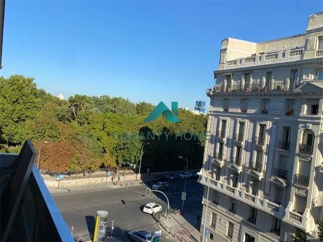 Piso REFORMADO. A ESTRENAR — 12