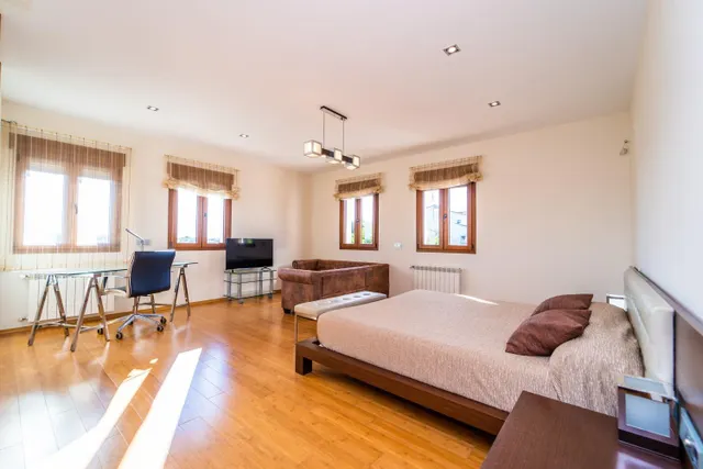Estupenda Casa con Piscina, Gimnasio, Cine; en Benisa Alicante. — 8