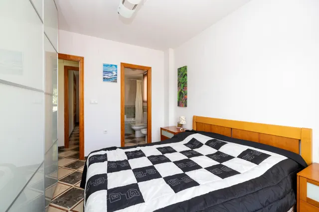 ¡Espectacular vivienda en Gójar con piscina propia! — 25