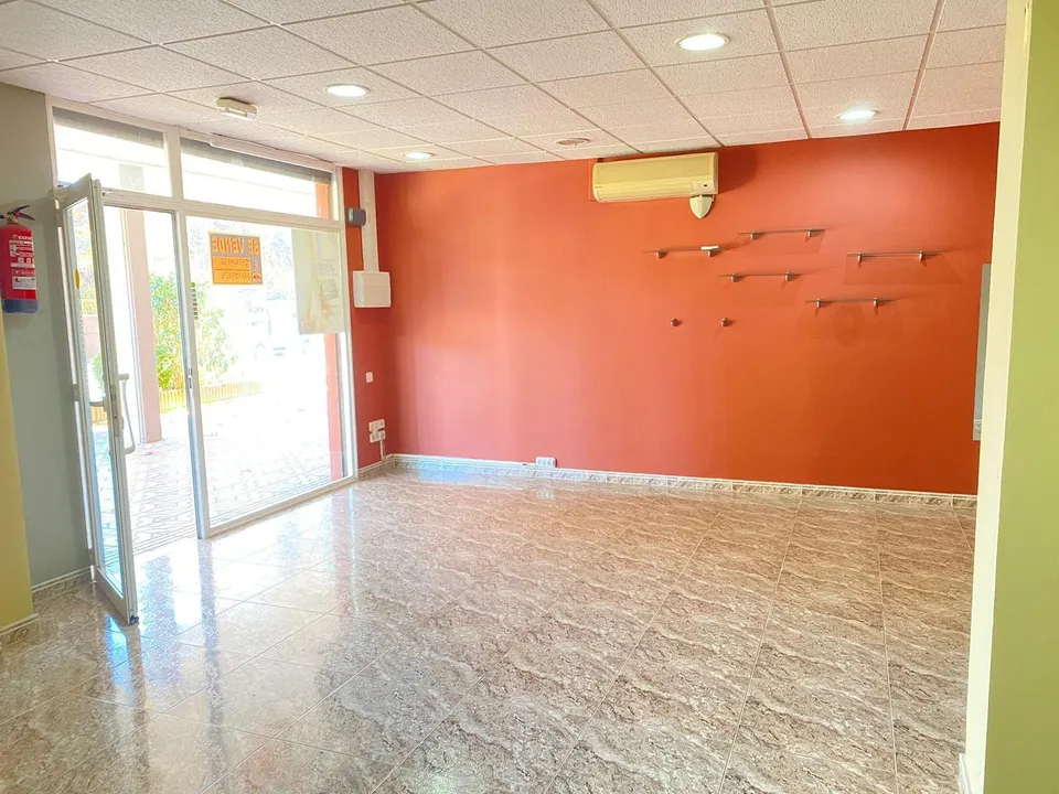 Local comercial en la zona de Camí Fondo en Martorell