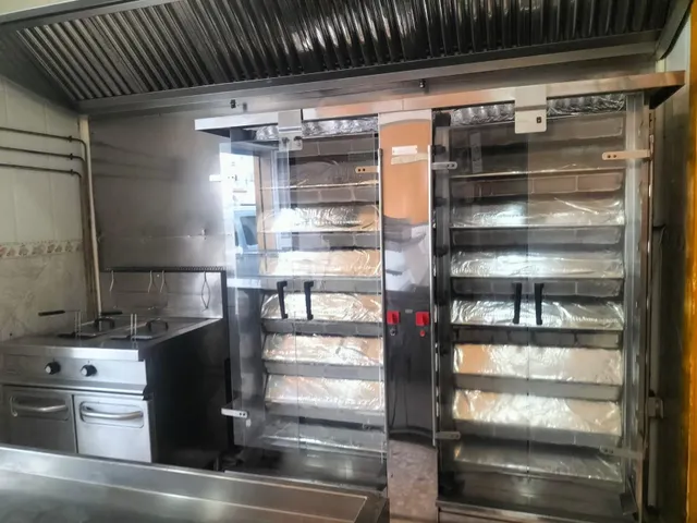 LOCAL COMERCIAL EN PUERTO REAL — 4