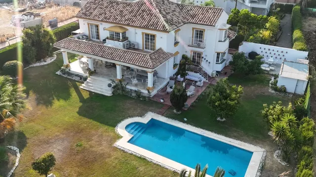 Chalet 7 habitaciones 623m² en venta - Marbella - foto 2