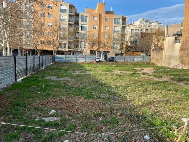 SOLARES URBANOS EN REUS - ZONA LLEVANT - foto 3