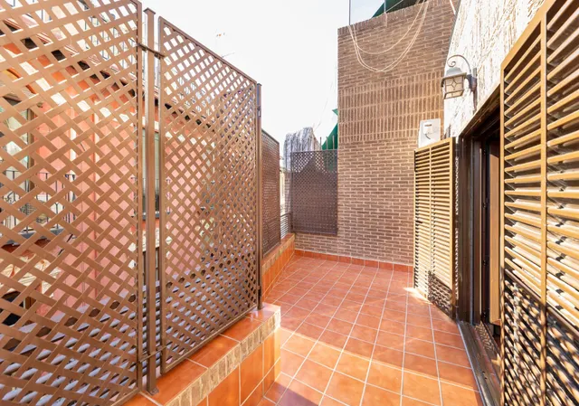Piso en recogidas con terraza y garaje opcional — 5