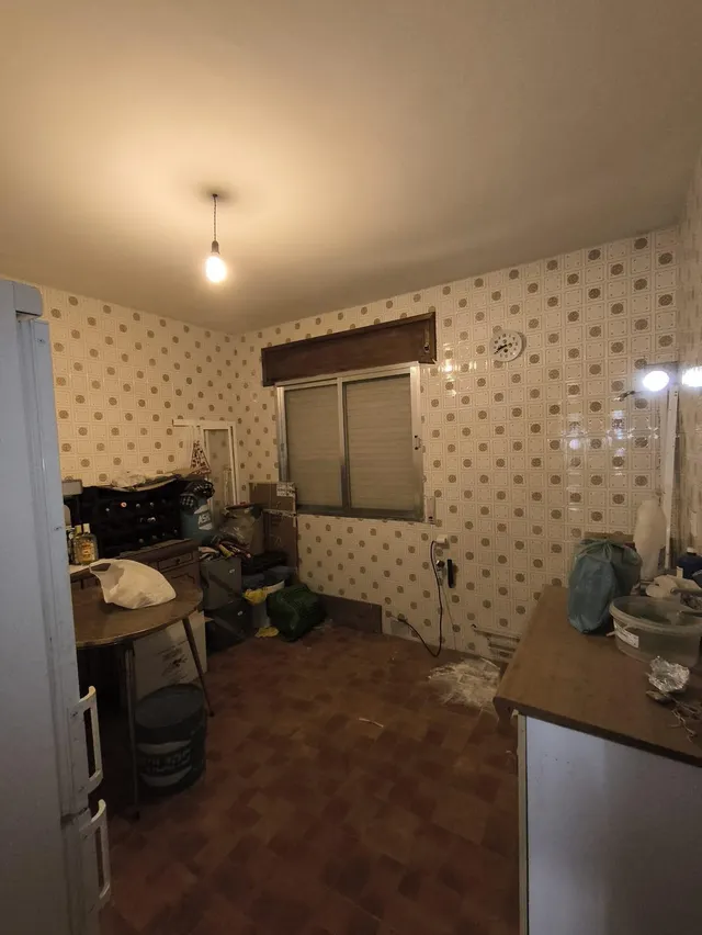 Amplia Casa en Noblejas - Oportunidad Única por €180,000 — 33