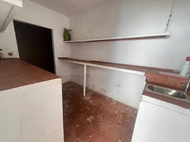 ALQUILER DE ALMACEN EN CENTRO DE ESTEPONA - foto 2