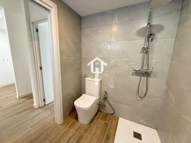 BAJO DUPLEX DE OBRA NUEVA EN VENTA EN ALICANTE. ZONA DE CAROLINAS ALTAS. 89m2+PATIO+SÓTANO, 2 habitaciones, 1 BAÑO, PATIO, SOTANO, ASCENSOR — 19