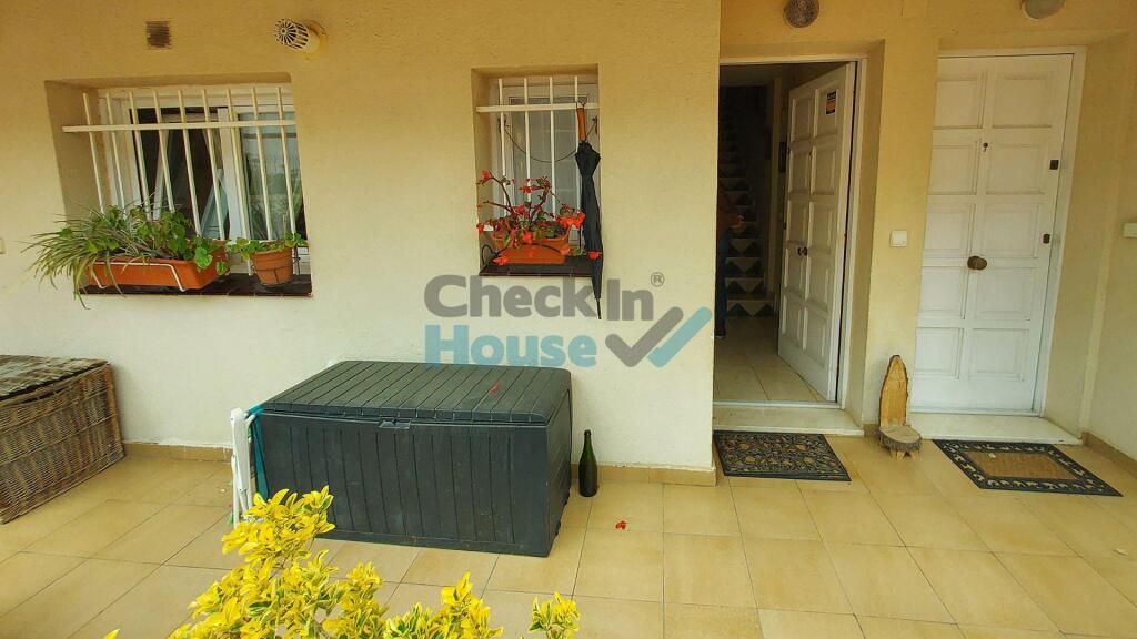 Adosada en Venta en Sant Feliu De Guixols Girona - foto 3