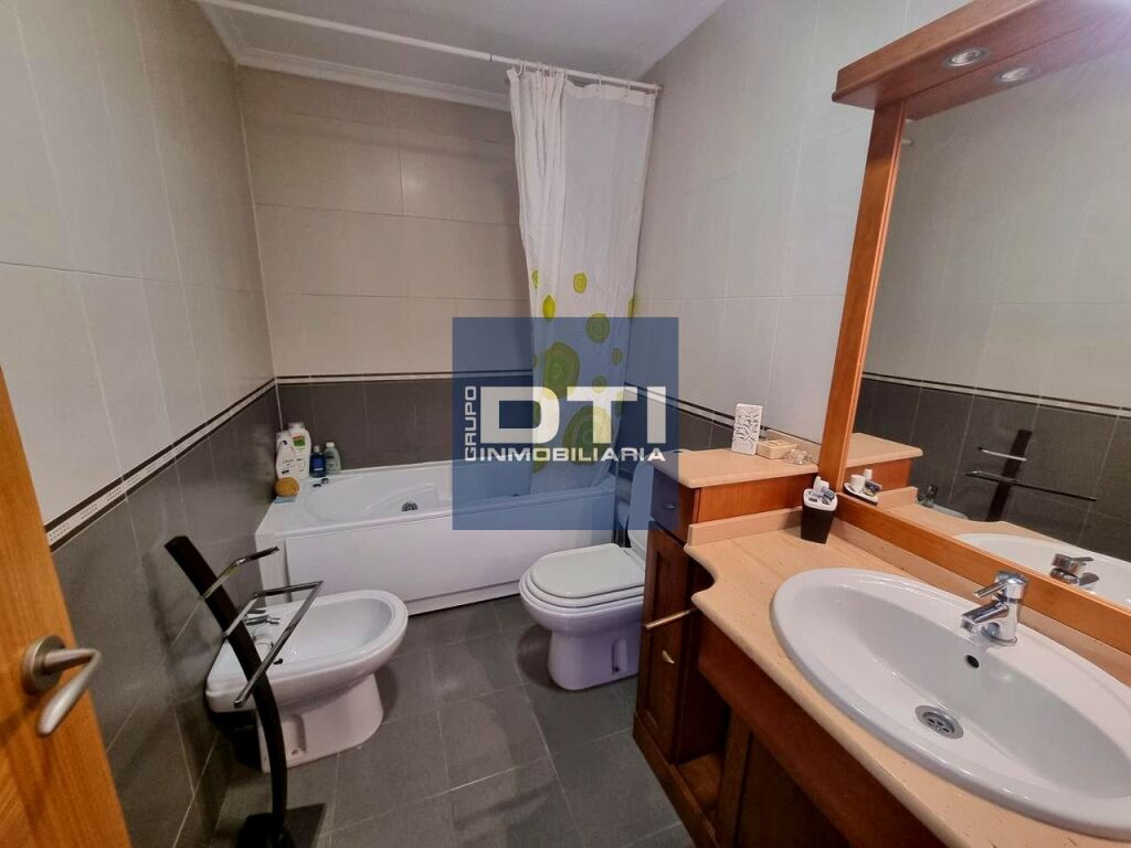 Chalet adosado en La Gineta con patio, garaje amplio y todas - foto 17