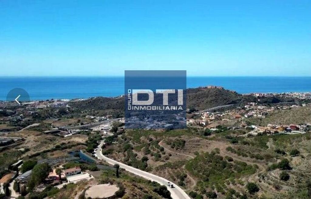 Terreno en venta en Rincón de la Victoria de 4745 m2. Malaga - foto 3