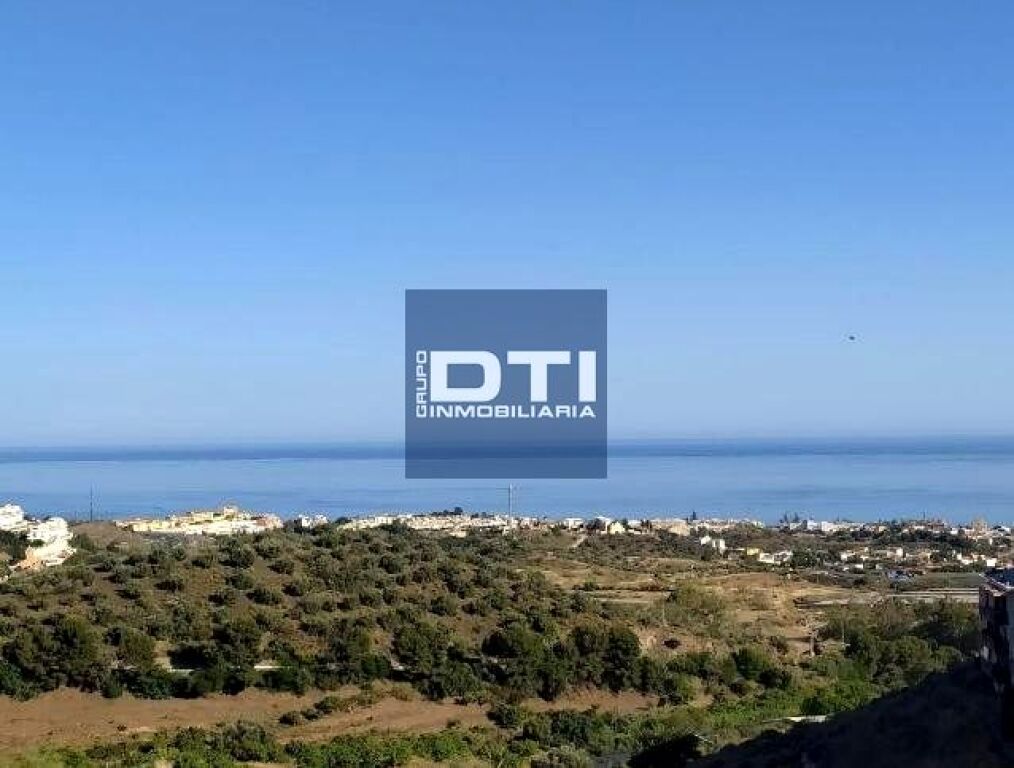 Terreno en venta en Rincón de la Victoria de 4745 m2. Malaga - foto 4