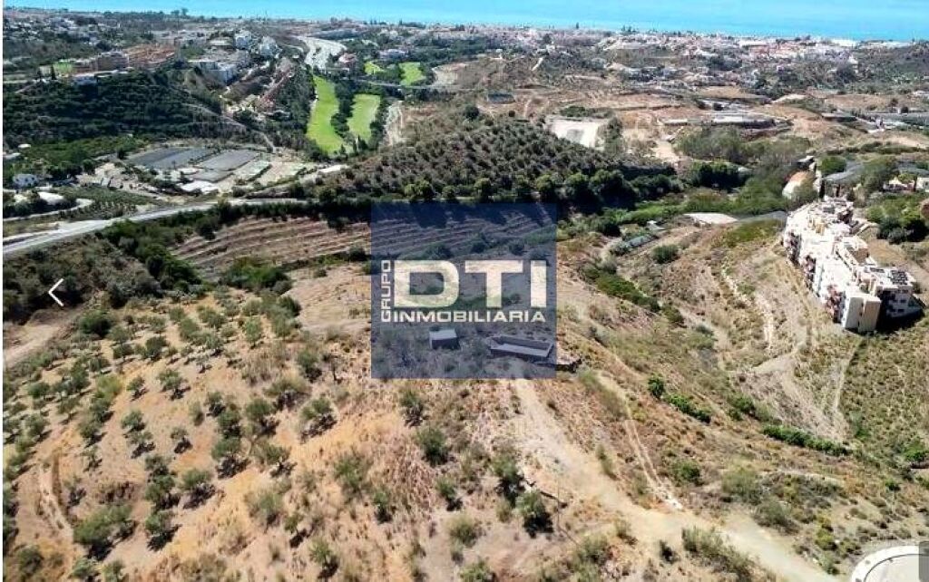 Terreno en venta en Rincón de la Victoria de 4745 m2. Malaga - foto 6