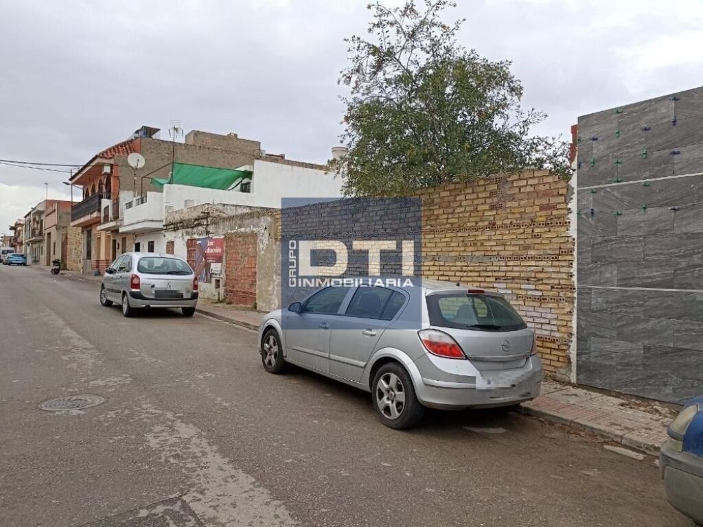 RFA.3103 Terreno urbano para construir en venta en c. verdia
