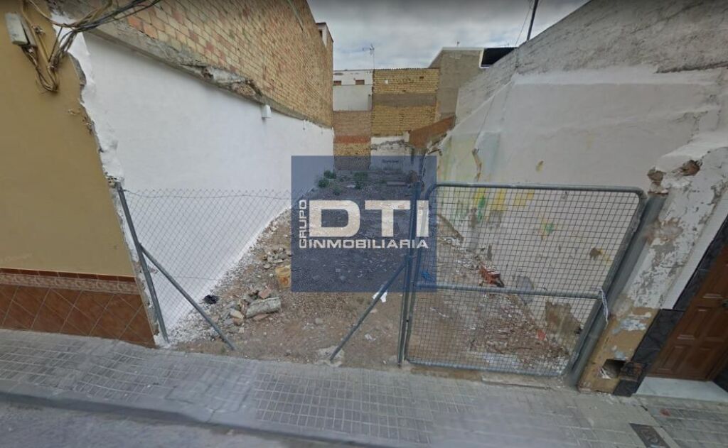 RFA.3102 Terreno urbano para construir en venta en c. torrelodones, 77, Sevilla, Sevilla