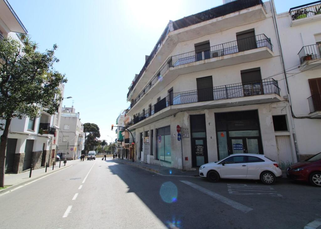 LOCAL EN SITGES - foto 3