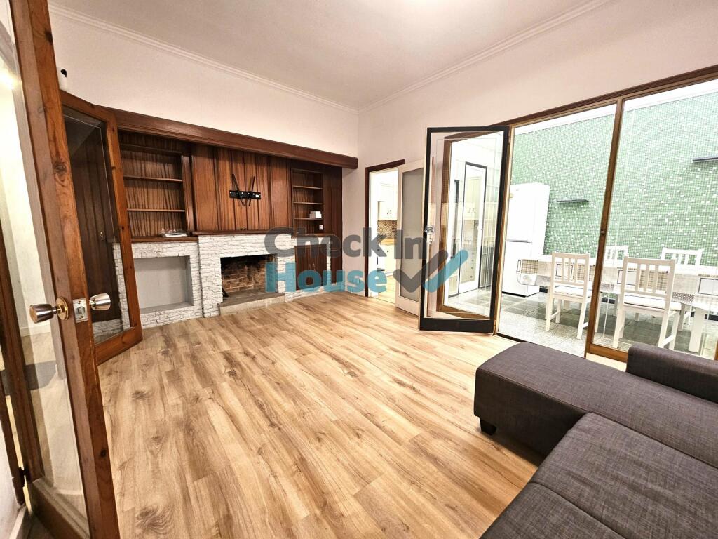 Piso en Venta en Sant Feliu De Guixols Girona - foto 3