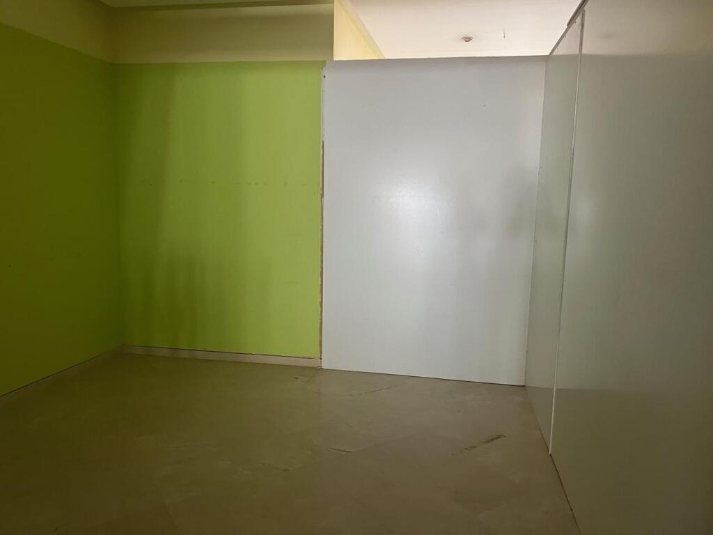 SE VENDE MAGINIFICO LOCAL - foto 9