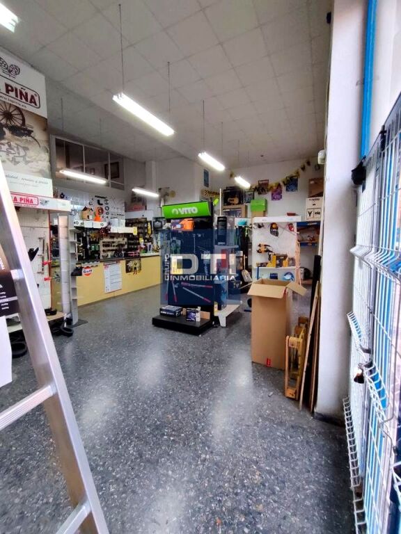 Venta de Local cerca del centro, con Potencial Total Fachada - foto 4