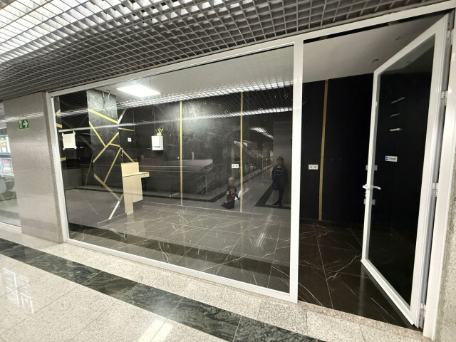 Local comercial en Venta en Sotogrande Cádiz - foto 3
