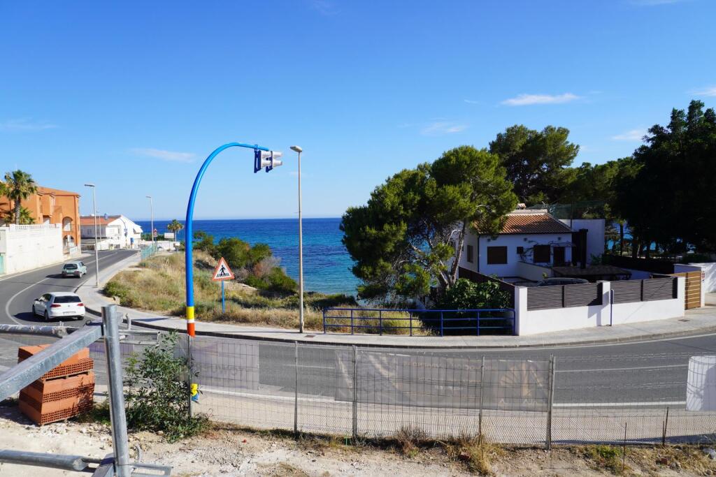 APARTAMENTOS EN PRIMERA LÍNEA DE PLAYA OBRA NUEVA ISLA PLANA - foto 31