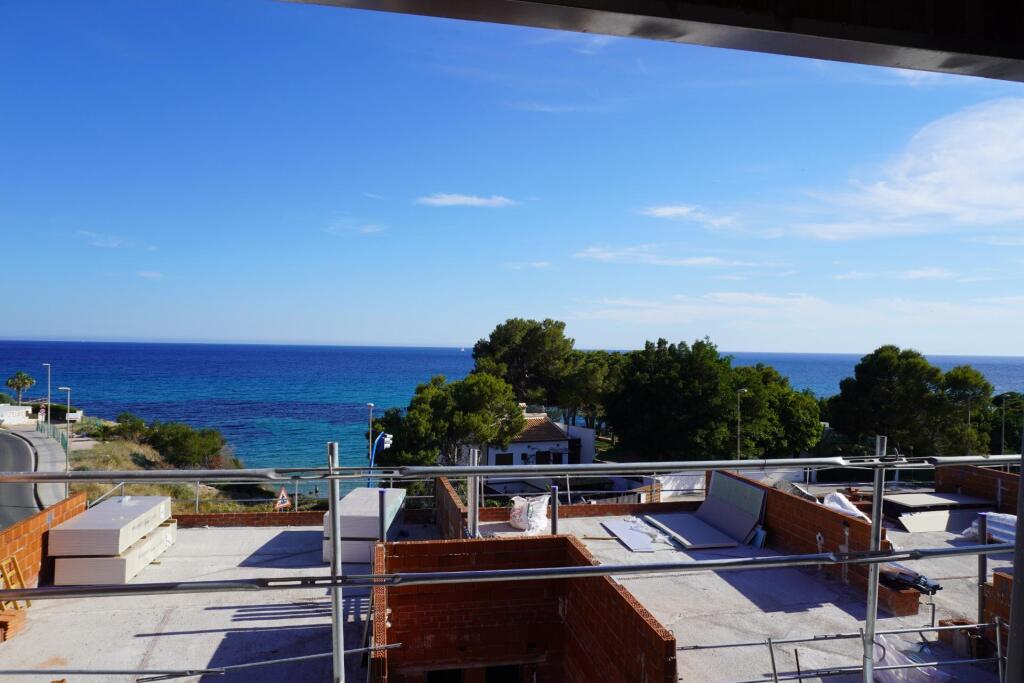 APARTAMENTOS EN PRIMERA LÍNEA DE PLAYA OBRA NUEVA ISLA PLANA - foto 32