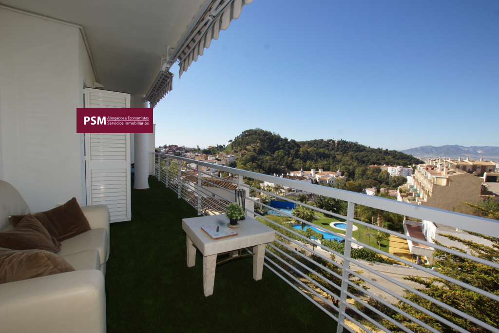 Adosada en Venta en Málaga Málaga EL LIMONAR
