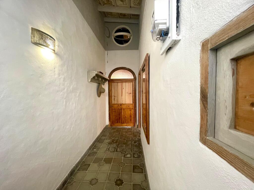 Casa de Pueblo con Encanto en el Centro, Reformada y con Gra - foto 3