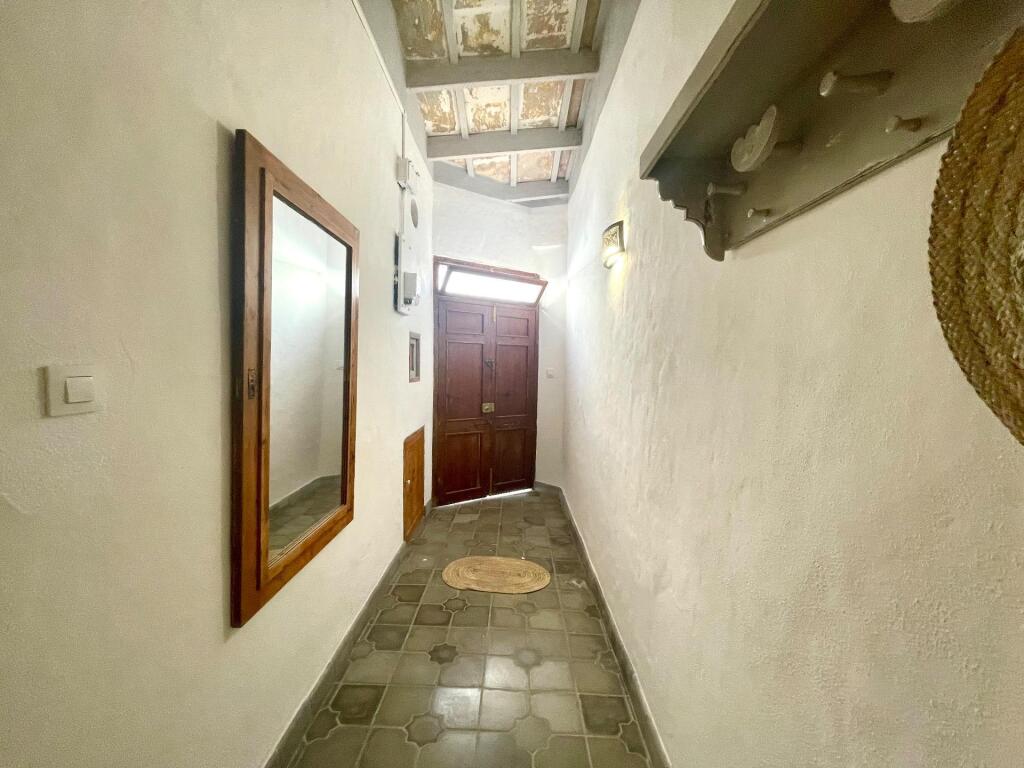 Casa de Pueblo con Encanto en el Centro, Reformada y con Gra - foto 5
