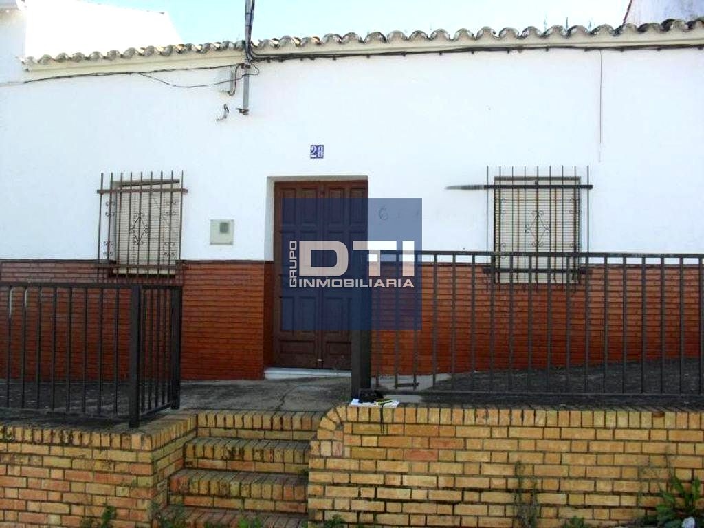 Casa en venta en c. fuente de leon, 6, Calañas, Huelva