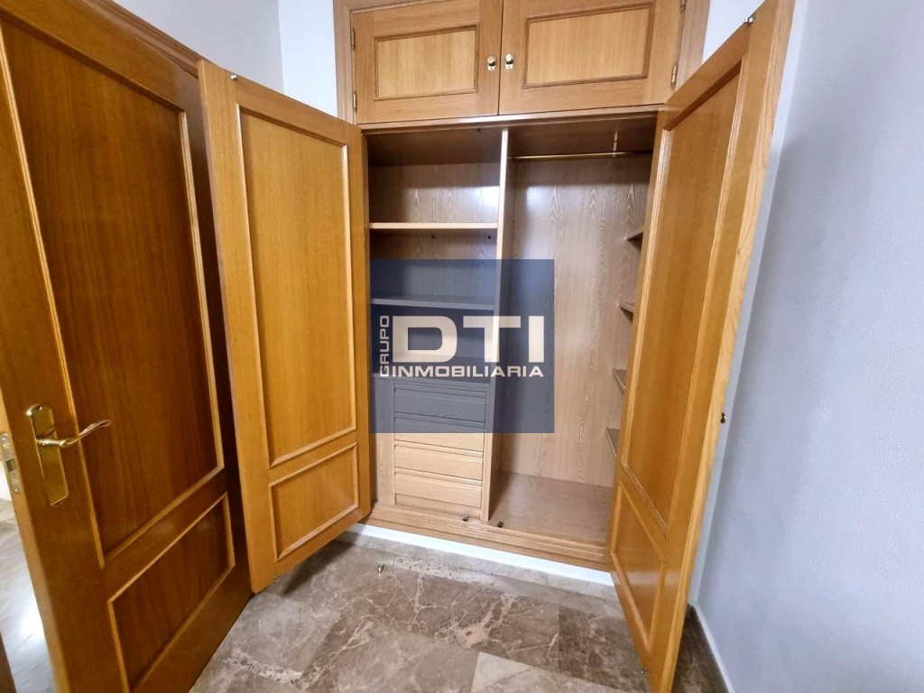 Vivienda de 2 habitaciones con garaje y trastero en el Barri - foto 11