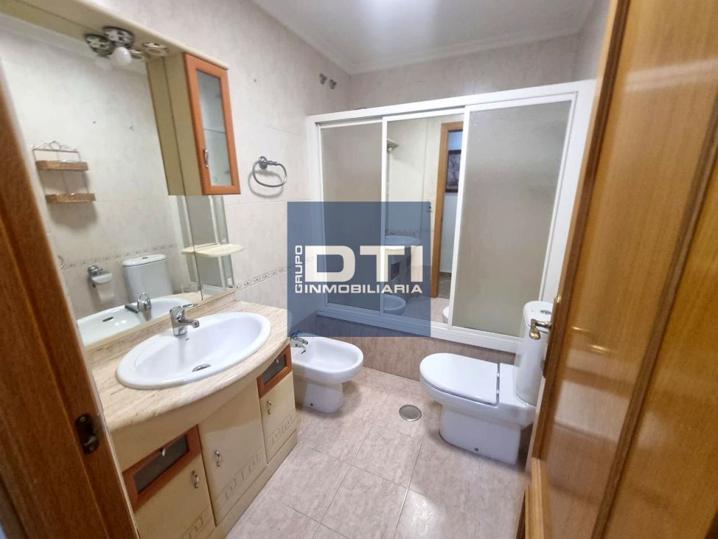 Vivienda de 2 habitaciones con garaje y trastero en el Barri - foto 22
