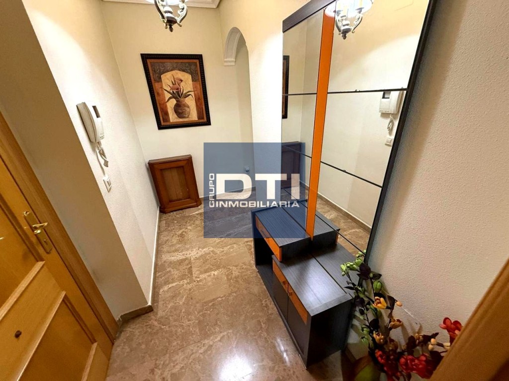 Vivienda de 2 habitaciones con garaje y trastero en el Barri - foto 5