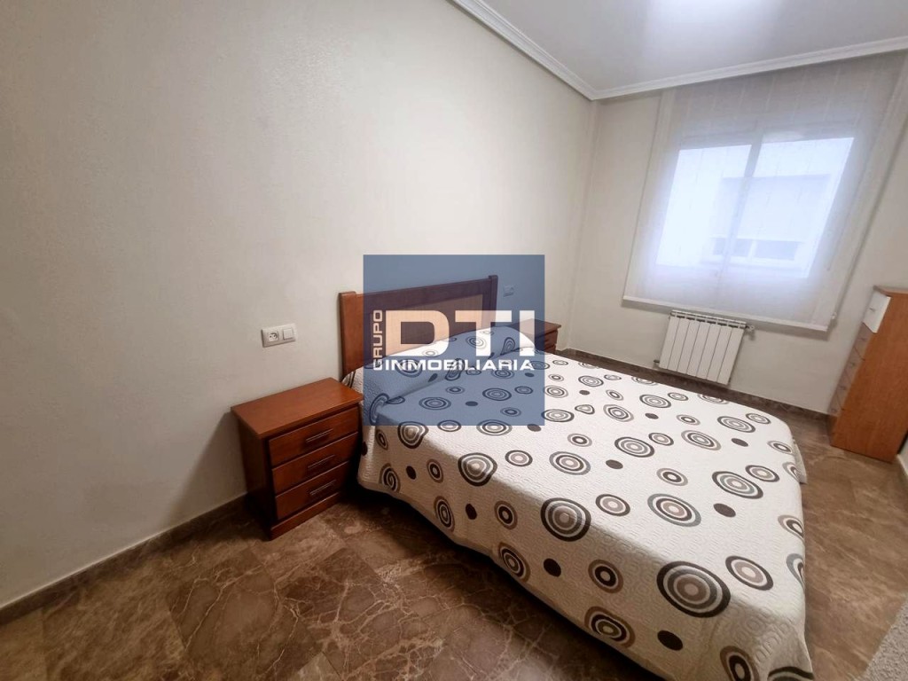 Vivienda de 2 habitaciones con garaje y trastero en el Barri - foto 10