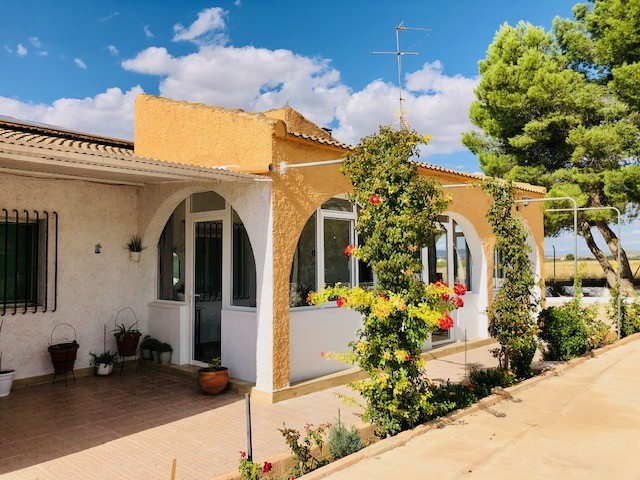 Casa-Chalet en Venta en Yecla Murcia - foto 6