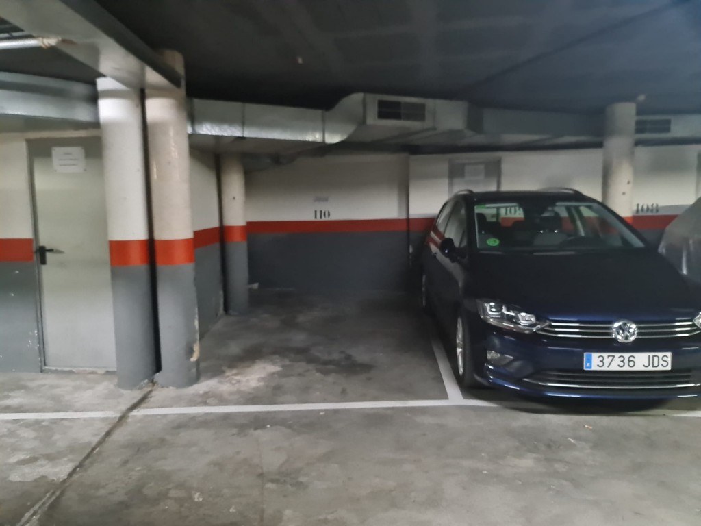 Parking coche en Alquiler en Castelldefels Barcelona - foto 4