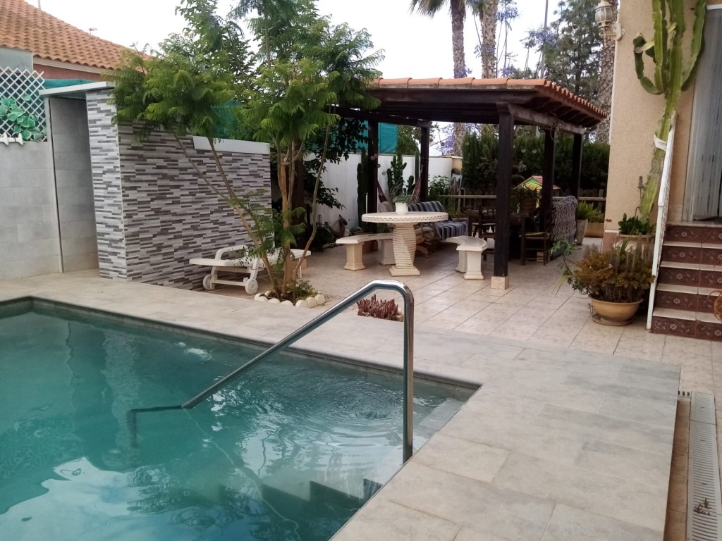 Casa-Chalet en Venta en Escucha, La Murcia