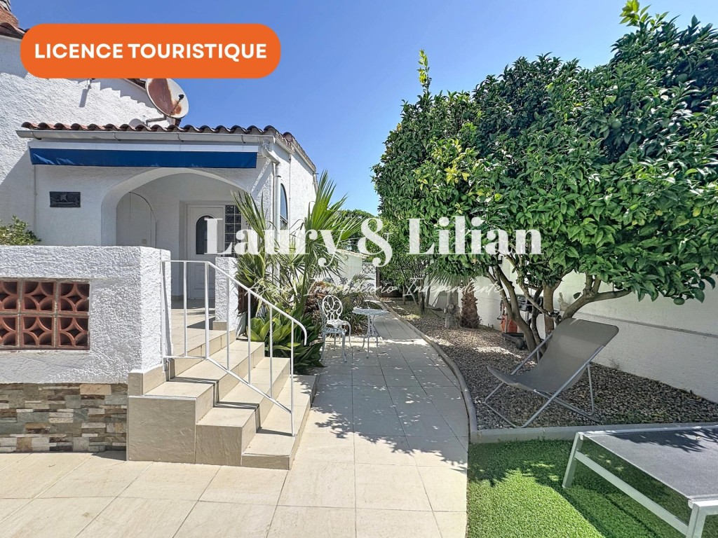 Casa con piscina, garaje y licencia turística - foto 3