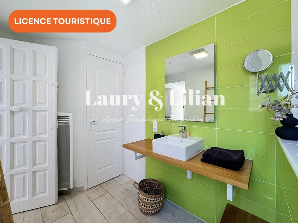 Casa con piscina, garaje y licencia turística - foto 21