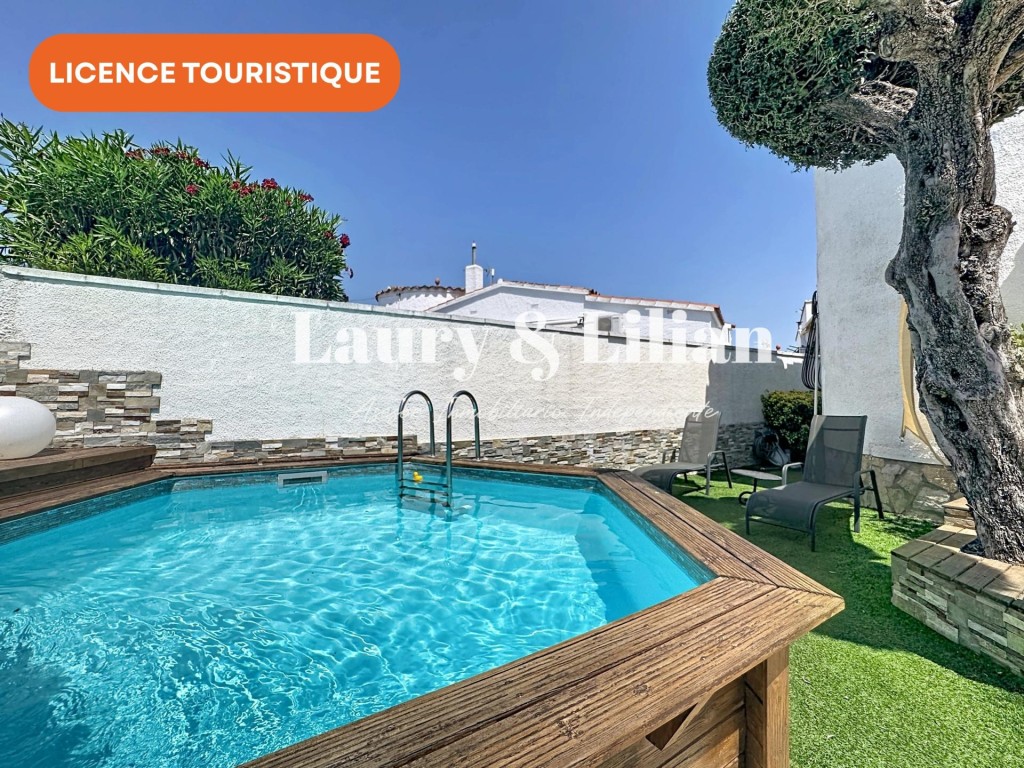 Casa con piscina, garaje y licencia turística - foto 28