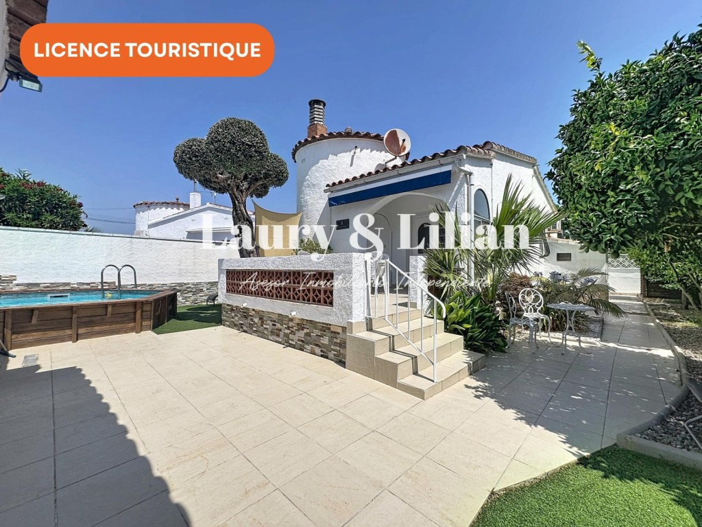 Casa con piscina, garaje y licencia turística - foto 30