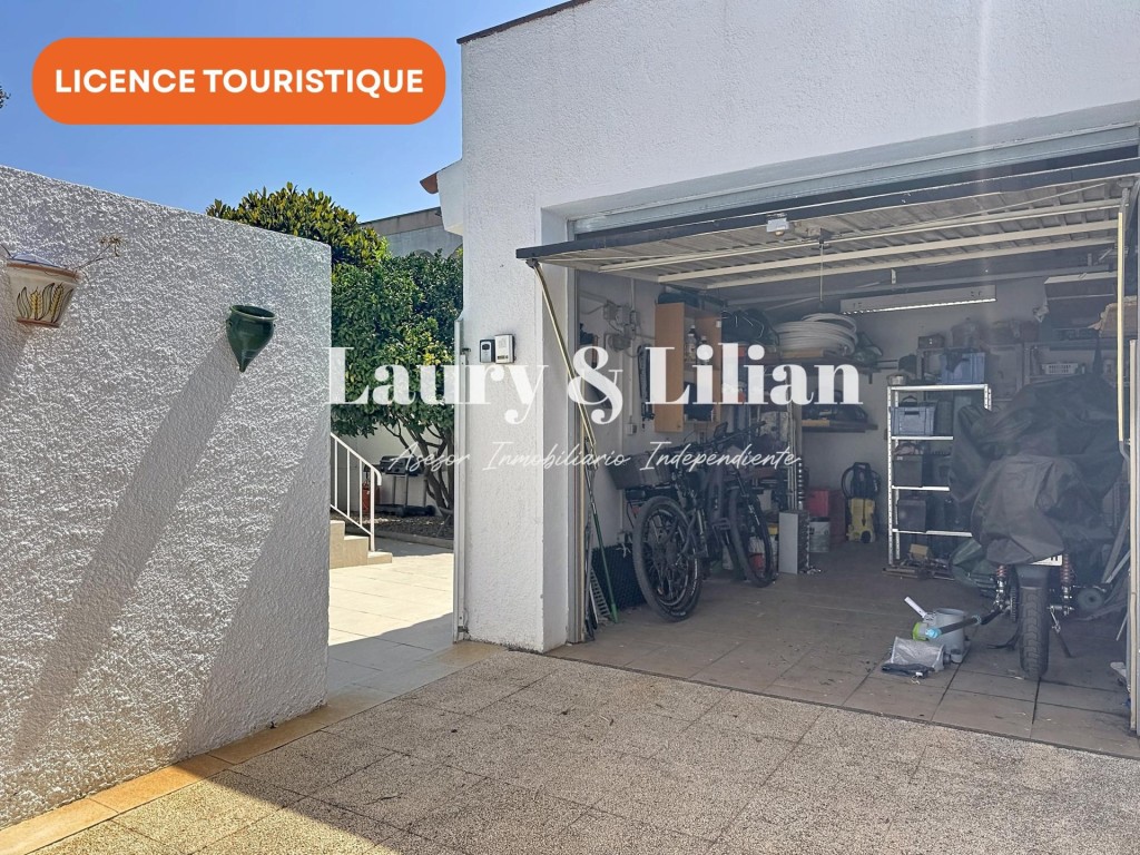 Casa con piscina, garaje y licencia turística - foto 33