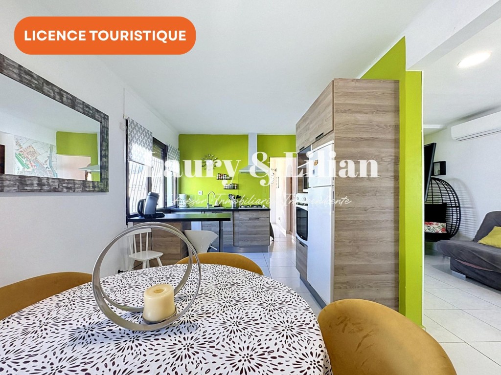 Casa con piscina, garaje y licencia turística - foto 9