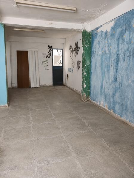 ¡OPORTUNIDAD DE INVERSIÓN! LOCAL  EN VENTA A REFORMAR EN EL  - foto 2