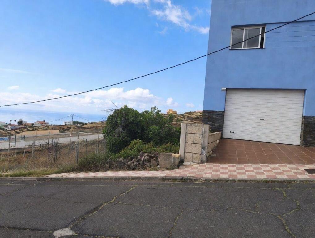 TERRENO URBANO DE 222M2 EN BARRANCO HONDO, CANDELARIA, ISLAS - foto 2
