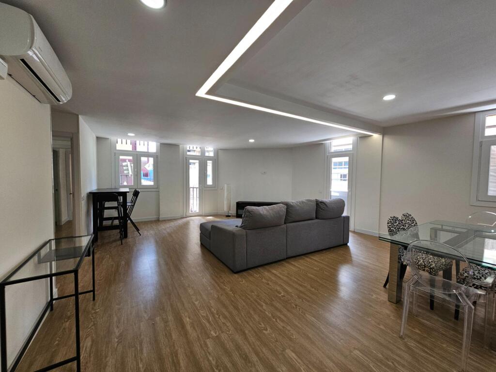 ESTUPENDO PISO EN ZONA CANTERAS - SANTA CATALINA, LAS PALMAS - foto 4