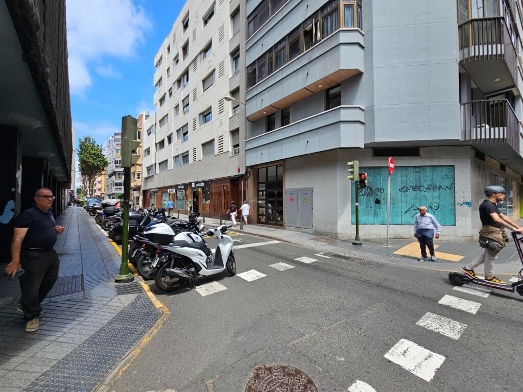 ESTUPENDO PISO EN ZONA CANTERAS - SANTA CATALINA, LAS PALMAS - foto 38
